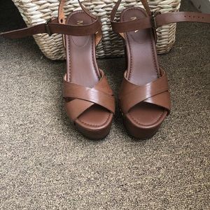 New! Brown leather wedge heels